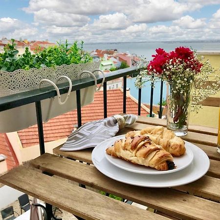 Comfortable Apartment With Balcony And Sea View In Lisbon 50 M² Εξωτερικό φωτογραφία