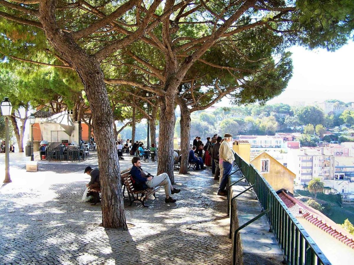 Comfortable Apartment With Balcony And Sea View In Lisbon 50 M² Εξωτερικό φωτογραφία