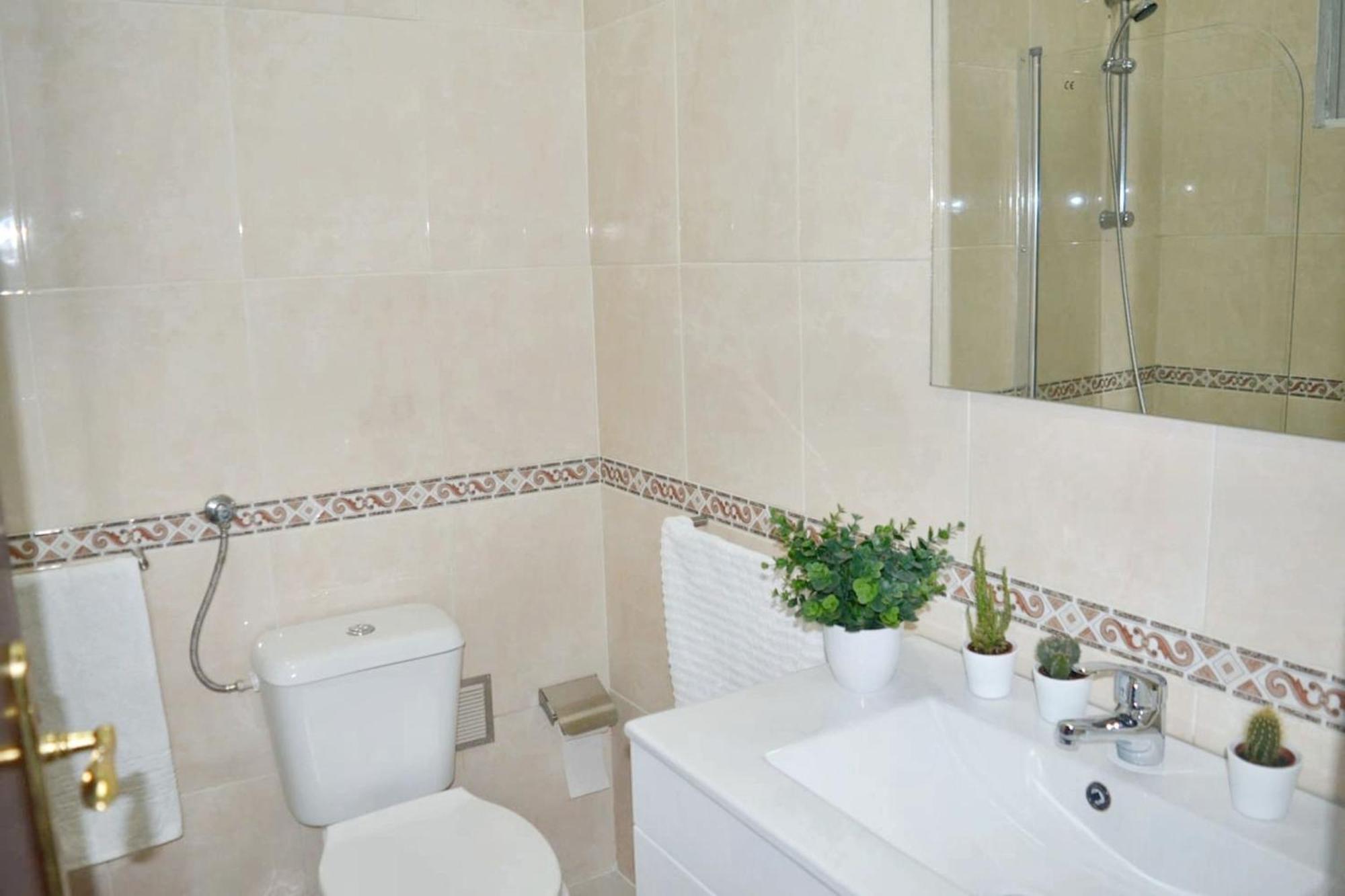 Comfortable Apartment With Balcony And Sea View In Lisbon 50 M² Εξωτερικό φωτογραφία
